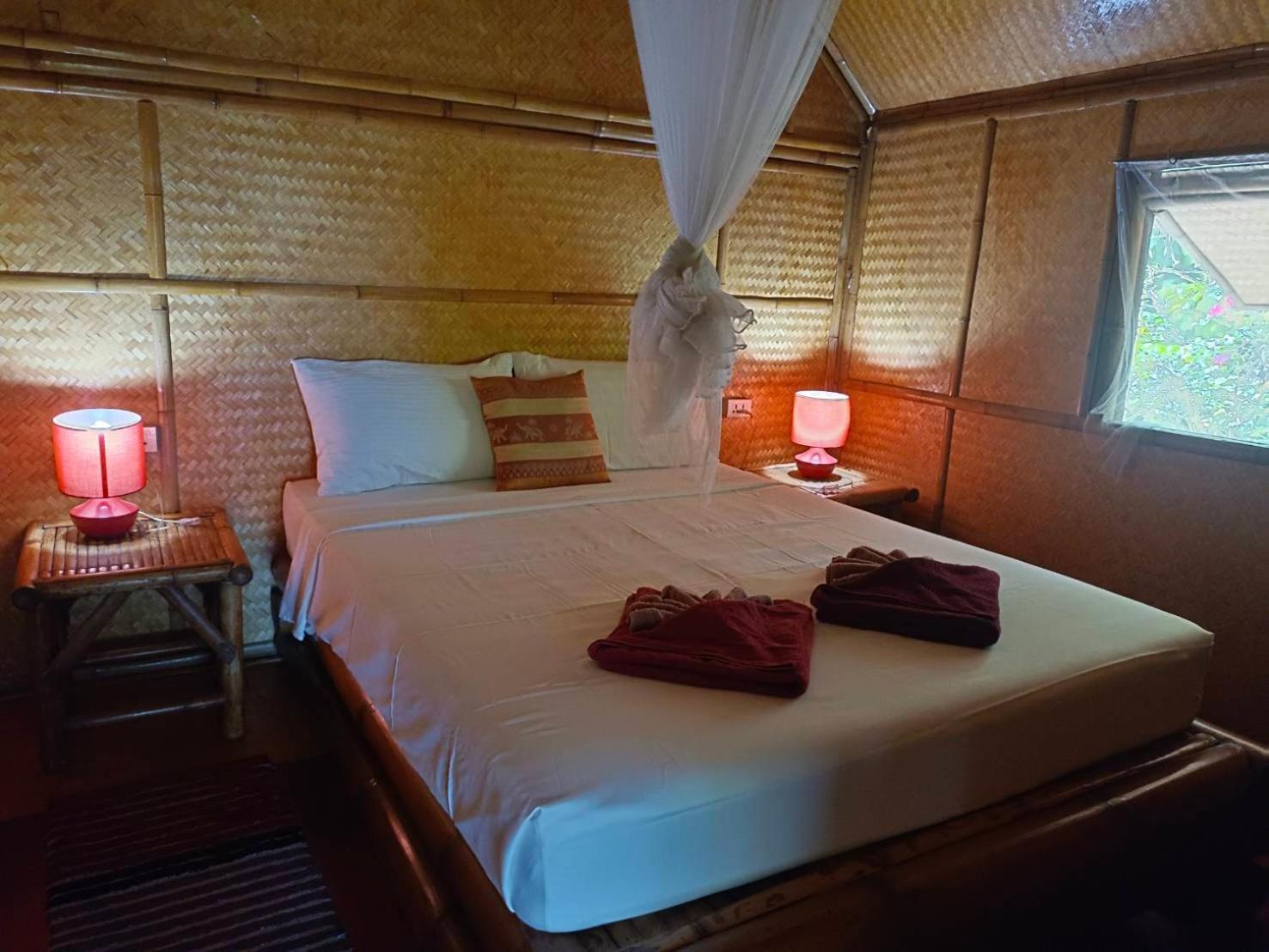 คิงส์เอเคอร์ Hotel Nai Yang ภายนอก รูปภาพ